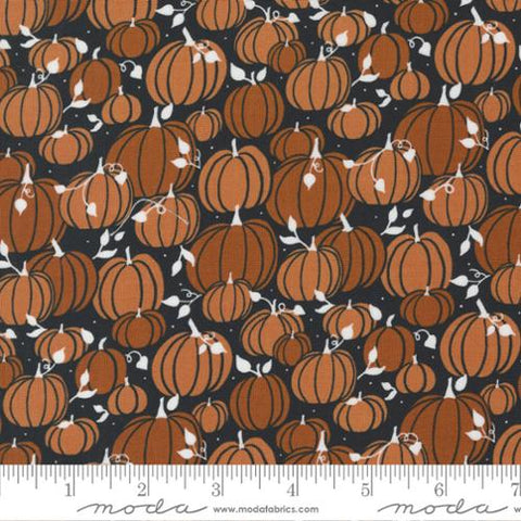 Spellbound Pumpkin Patch Cotton Fabric - Cauldron 43141 12