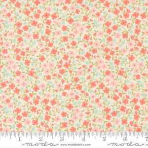 Sunbonnet Wild Blooms Cotton Fabric - Porcelain 31766 11