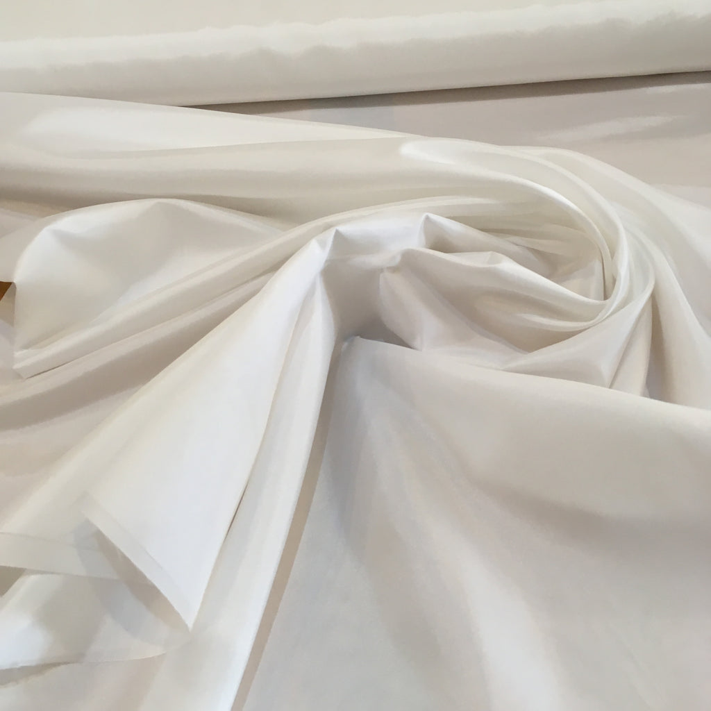 Polyester Lining Fabric - White Stitches Polyester Lining Fabric - White Stitches